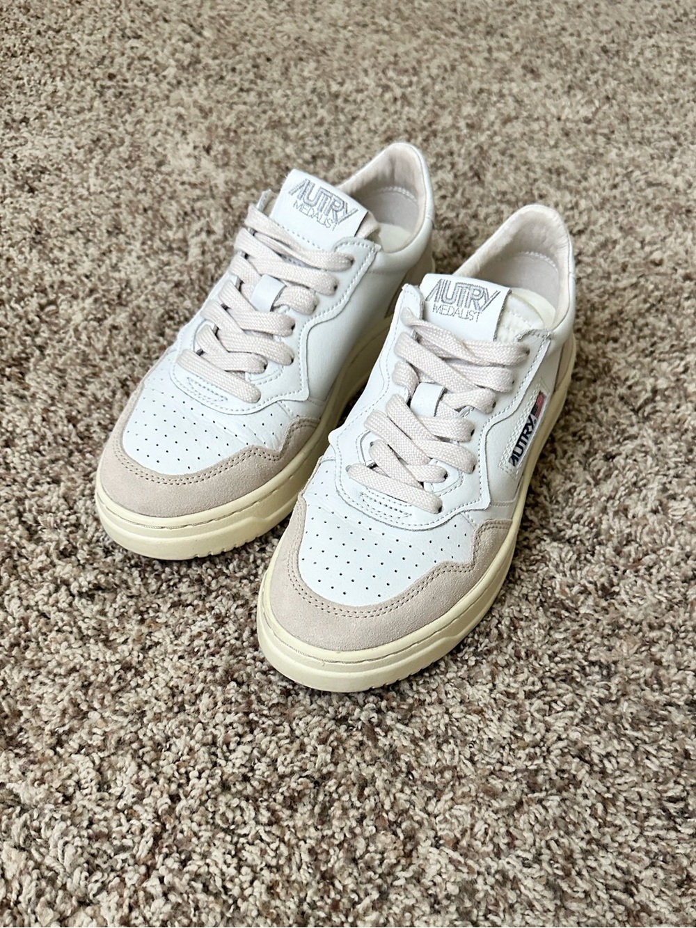 Autry Medalist Low size 38 worn twice